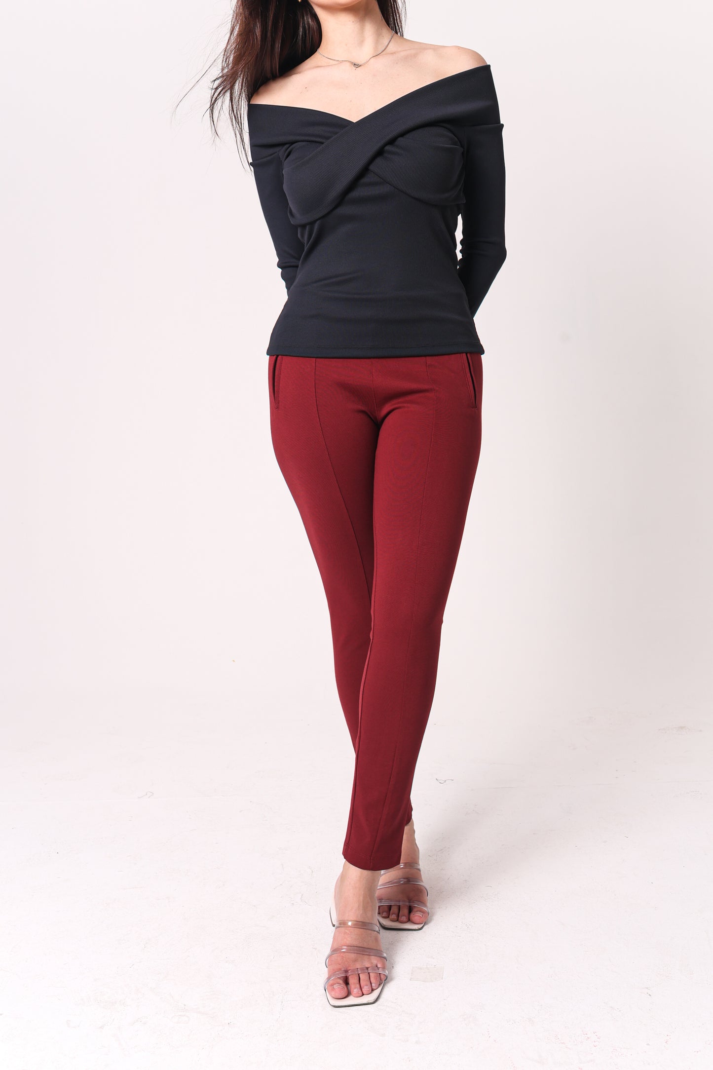 Blusa Mari Feminina Ombro a Ombro em Poliamida Canelada