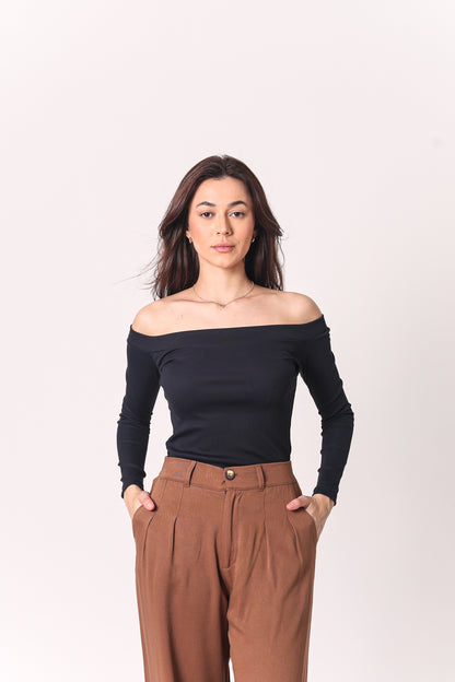 Blusa Bruna Raglan Feminina Ombro a Ombro em Poliamida Canelada